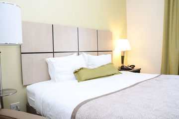 Candlewood Collins By Ihg Fort Collins