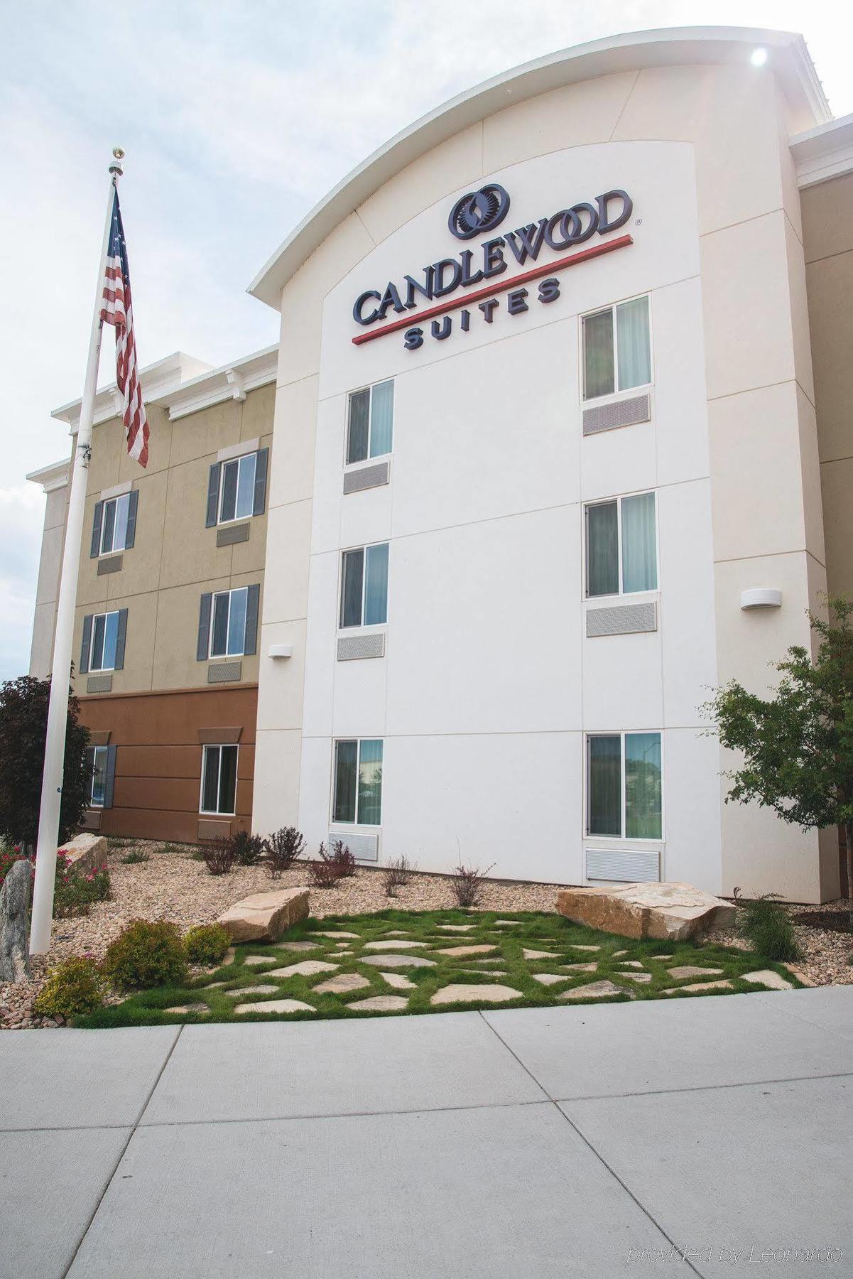 Candlewood Collins By Ihg Hotel 3*