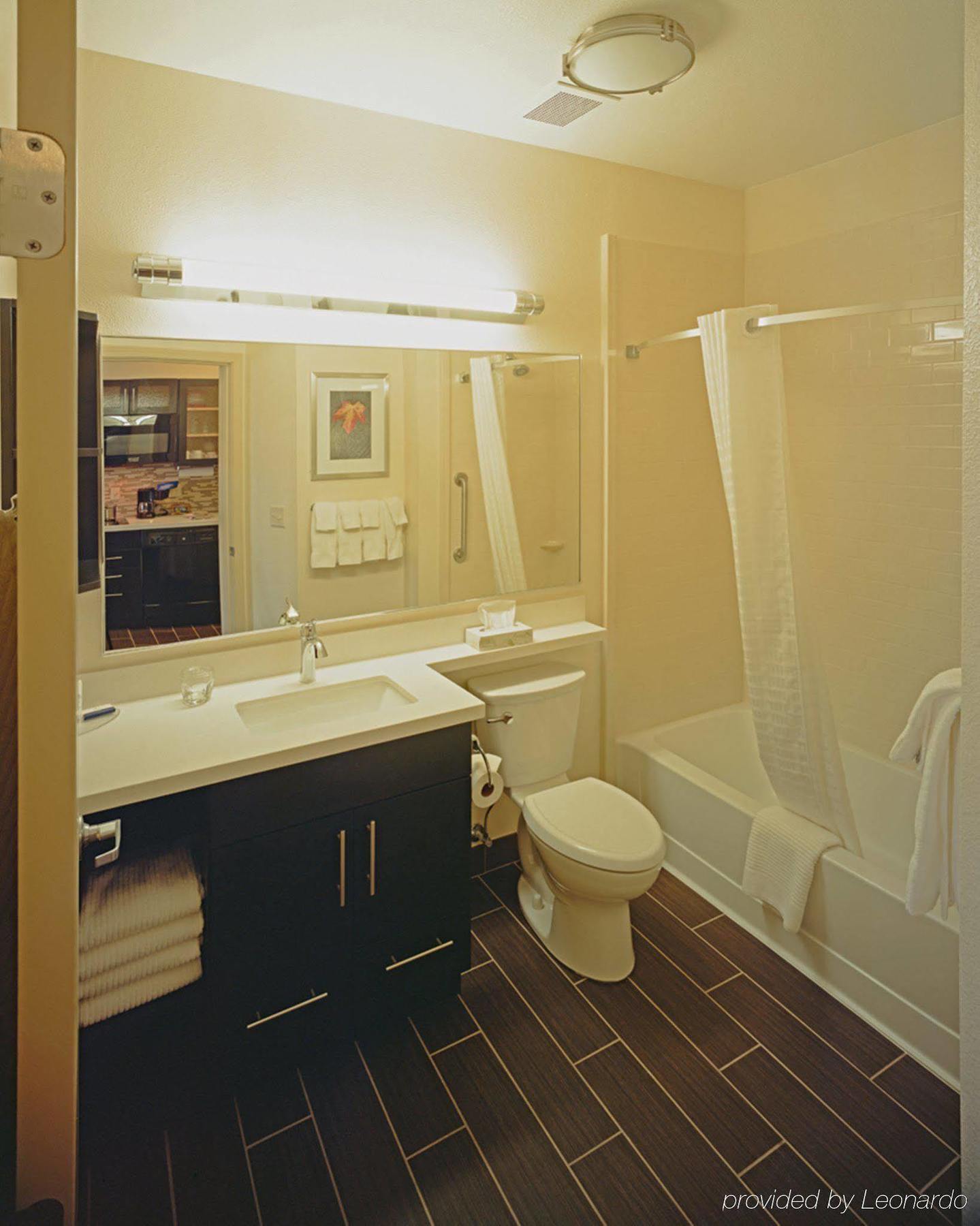 Candlewood Collins By Ihg Hotel